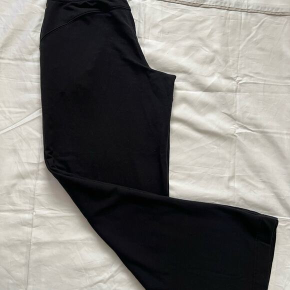 Athleta Women's Streight Leg Light Weight Jogger Pants - Picture 2 of 5